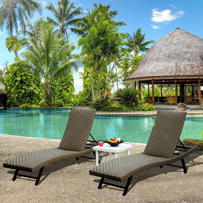 Rattan Chaise Lounge - Image 5